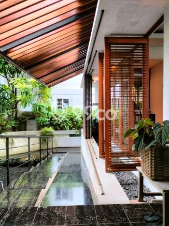 Jual Rumah Luas Elegan Dengan View Cantik di Antasari, Jakarta Selatan Jual Rumah Luas Elegan Dengan View Cantik di Antasari, Jakarta Selatan