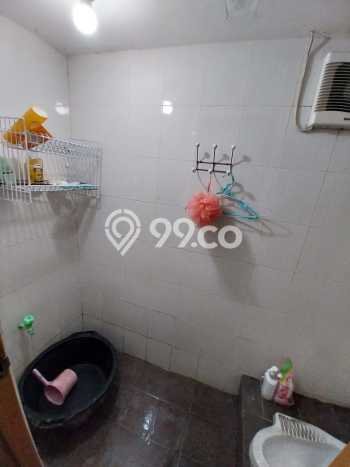 For Sale Rumah 5 Kamar Lokasi Strategis Nyaman dan Strategis di Ciputat Timur For Sale Rumah 5 Kamar Lokasi Strategis Nyaman dan Strategis di Ciputat Timur