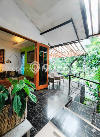 Jual Rumah Luas Elegan Dengan View Cantik di Antasari, Jakarta Selatan Jual Rumah Luas Elegan Dengan View Cantik di Antasari, Jakarta Selatan