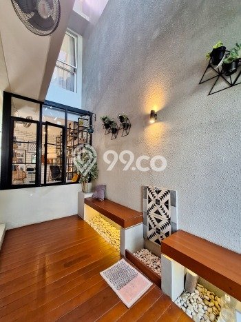 Jual Rumah Mewah Megah Dengan View Eksklusif di Lebak Bulus, Jakarta Selatan Jual Rumah Mewah Megah Dengan View Eksklusif di Lebak Bulus, Jakarta Selatan