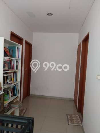 For Sale Rumah 5 Kamar Lokasi Strategis Nyaman dan Strategis di Ciputat Timur For Sale Rumah 5 Kamar Lokasi Strategis Nyaman dan Strategis di Ciputat Timur