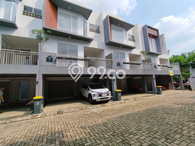 Dijual Cepat Rumah Bagus Siap Huni LB 140m2 di Cinere, Depok Dijual Cepat Rumah Bagus Siap Huni LB 140m2 di Cinere, Depok