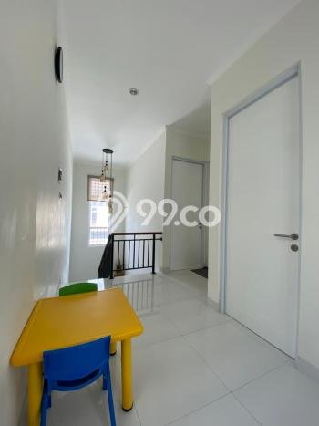 Dijual Rumah 4 Kamar Lokasi Ideal Nyaman dan Strategis di Cinere Dijual Rumah 4 Kamar Lokasi Ideal Nyaman dan Strategis di Cinere