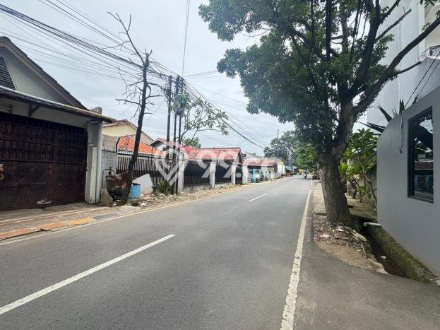 Dijual Rumah Premium dengan Fasilitas Sekitar Lengkap di Jagakarsa, Jakarta Selatan Dijual Rumah Premium dengan Fasilitas Sekitar Lengkap di Jagakarsa, Jakarta Selatan