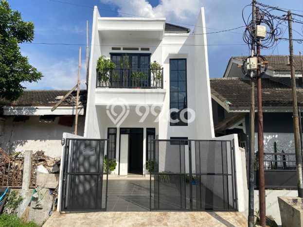 For Sale Rumah 4 Kamar Lokasi Strategis Bagus dan Strategis di Cinere For Sale Rumah 4 Kamar Lokasi Strategis Bagus dan Strategis di Cinere