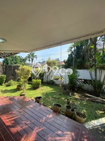 Rumah Mewah Siap Huni LT 432m2 di Cinere, Depok Rumah Mewah Siap Huni LT 432m2 di Cinere, Depok