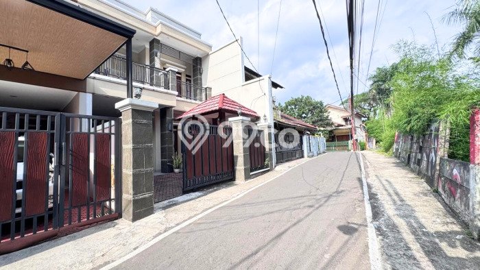 Jual Rumah Minimalis Bagus Punya 3 KT di Cinere Depok SHM Jual Rumah Minimalis Bagus Punya 3 KT di Cinere Depok SHM