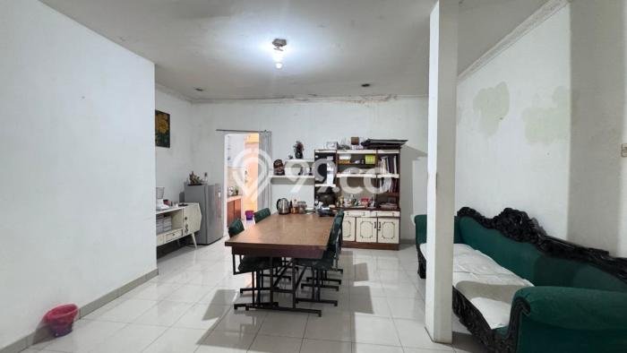 Rumah Mewah LB 200m2 Siap Pakai Desain Elegan di Gandaria, Jakarta Selatan Rumah Mewah LB 200m2 Siap Pakai Desain Elegan di Gandaria, Jakarta Selatan
