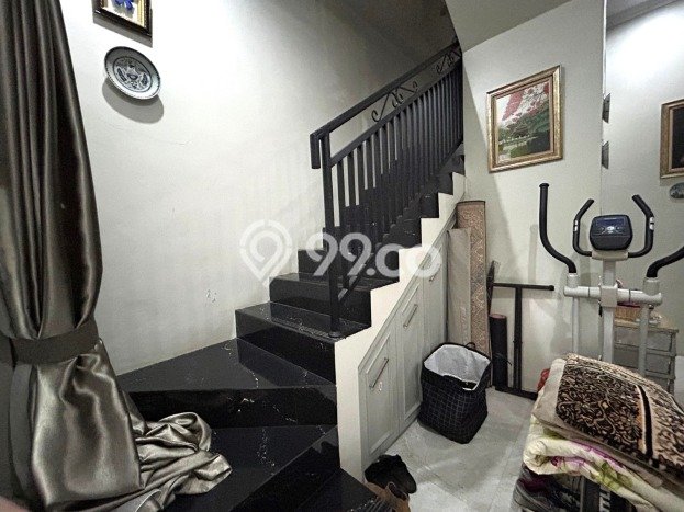 Dijual Cepat Rumah Bagus Siap Huni LB 180m2 di Cinere, Depok Dijual Cepat Rumah Bagus Siap Huni LB 180m2 di Cinere, Depok