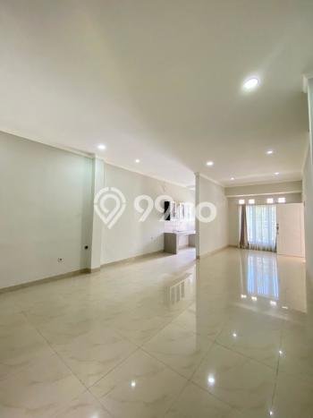 Rumah di Cinere, 3 KM, Lingkungan Premium, LT 128m2m² Bangunan 120m2m² Rumah di Cinere, 3 KM, Lingkungan Premium, LT 128m2m² Bangunan 120m2m²