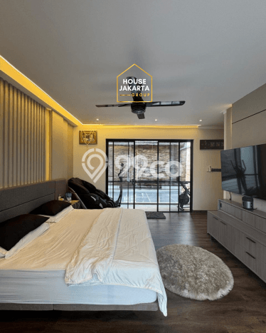 Best Deal Hunian Mewah Ideal dan Luas di Cilandak, Jakarta Selatan Best Deal Hunian Mewah Ideal dan Luas di Cilandak, Jakarta Selatan