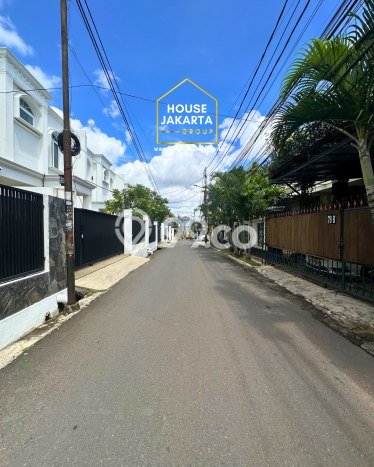 For Sale! Luxury House LT 108m2 Desain Modern di Kalibata For Sale! Luxury House LT 108m2 Desain Modern di Kalibata