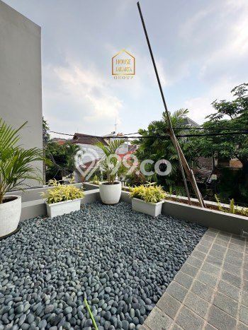 Dijual Rumah Luas Elegan Dengan View Eksklusif di Pondok Indah, Jakarta Selatan Dijual Rumah Luas Elegan Dengan View Eksklusif di Pondok Indah, Jakarta Selatan