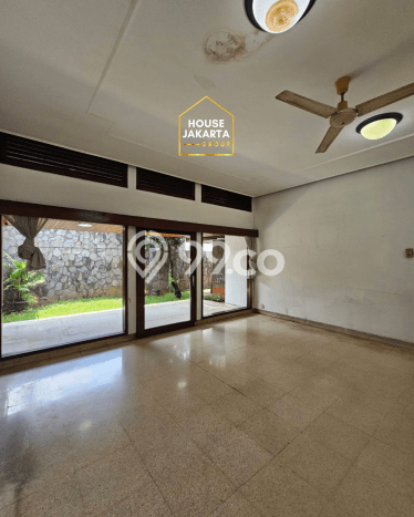 Rumah Eksklusif Dijual LT 558m2 di Kebayoran Lama, Jakarta Selatan Rumah Eksklusif Dijual LT 558m2 di Kebayoran Lama, Jakarta Selatan