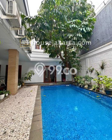 Rumah Elit Modern Siap Huni di Pondok Indah Jakarta Selatan Rumah Elit Modern Siap Huni di Pondok Indah Jakarta Selatan