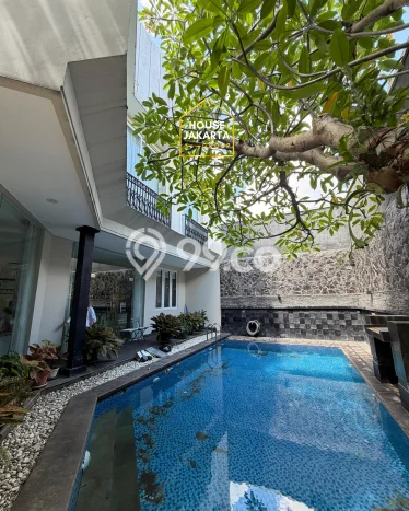 Hunian Minimalis Disewakan di Kemang Jakarta Selatan 5 KT & 4 KM Hunian Minimalis Disewakan di Kemang Jakarta Selatan 5 KT & 4 KM