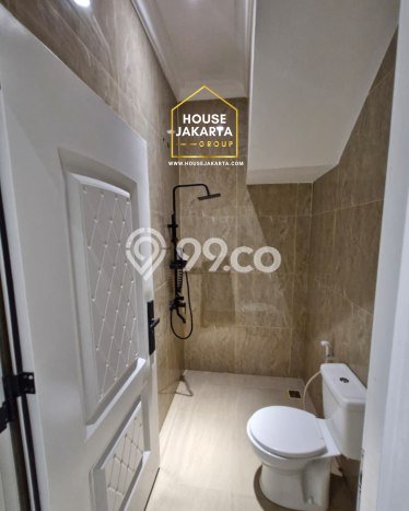 Hot Offer Hunian Premium Ideal dan Luas di Kembangan, Jakarta Barat Hot Offer Hunian Premium Ideal dan Luas di Kembangan, Jakarta Barat