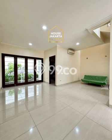 Rumah sewa siap pakai 4 Kamar Tidur di Cipete, Jakarta Selatan Rumah sewa siap pakai 4 Kamar Tidur di Cipete, Jakarta Selatan