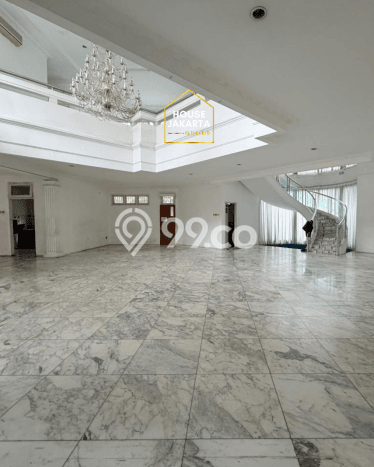 Ready to Use! Luxury House LT 1650m2 Desain Elegan di Lebak Bulus Ready to Use! Luxury House LT 1650m2 Desain Elegan di Lebak Bulus