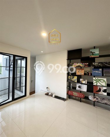 Hunian Elit LB 280m2 Siap Pakai Desain Elegan di Kemang, Jakarta Selatan Hunian Elit LB 280m2 Siap Pakai Desain Elegan di Kemang, Jakarta Selatan