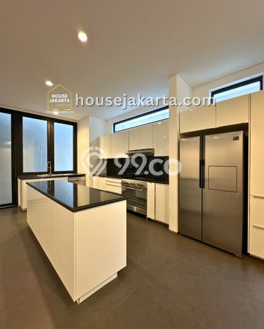 Hunian Mewah LB 650m2 Siap Pakai Desain Elegan di Kemang, Jakarta Selatan Hunian Mewah LB 650m2 Siap Pakai Desain Elegan di Kemang, Jakarta Selatan