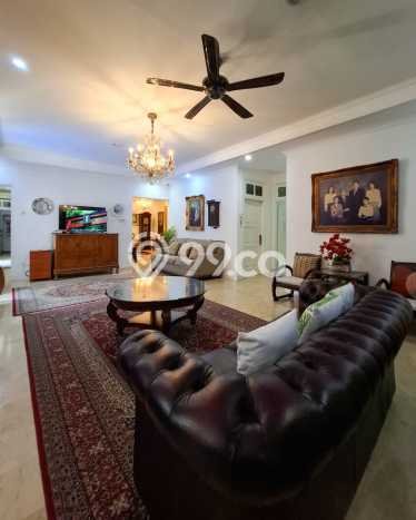 For Sale! Luxury House LT 529m2 Desain Modern di Cipete For Sale! Luxury House LT 529m2 Desain Modern di Cipete