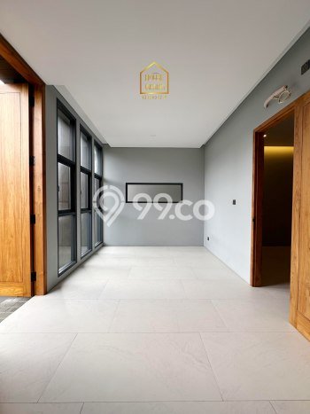 Dijual Rumah Luas Elegan Dengan View Eksklusif di Pondok Indah, Jakarta Selatan Dijual Rumah Luas Elegan Dengan View Eksklusif di Pondok Indah, Jakarta Selatan