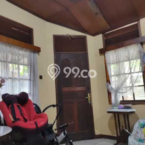 Ready to Use! Luxury House LT 4350m2 Desain Modern di Hegarmanah Ready to Use! Luxury House LT 4350m2 Desain Modern di Hegarmanah