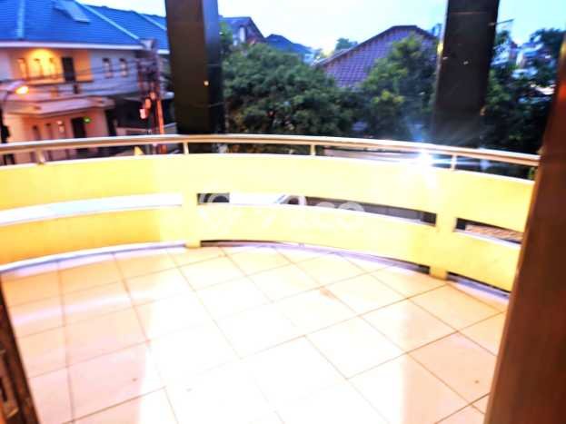 Rumah Cantik Siap Huni Di Batununggal Luas 500m2 Aman Rumah Cantik Siap Huni Di Batununggal Luas 500m2 Aman