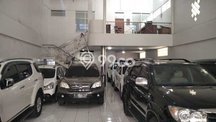 Disewakan Rumah Strategis LT 498m2 / LB 350m2 di Pasteur, Bandung Disewakan Rumah Strategis LT 498m2 / LB 350m2 di Pasteur, Bandung