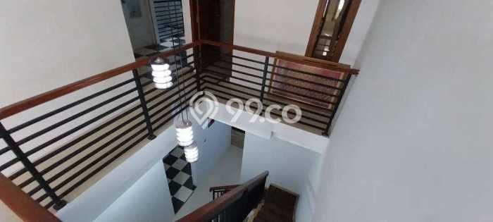 Dijual Cepat Rumah Bagus Siap Huni LB 180m2 di Antapani, Bandung Dijual Cepat Rumah Bagus Siap Huni LB 180m2 di Antapani, Bandung