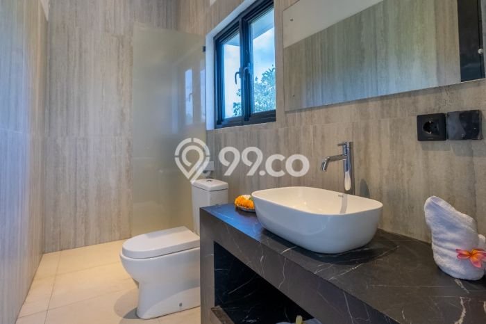 Investasi Potensial! Vila Kawasan , Dimensi 300m2m², Lokasi Strategis Investasi Potensial! Vila Kawasan , Dimensi 300m2m², Lokasi Strategis