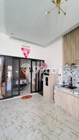 Vila di , Luas 354m2m², Akses ke Pusat Kota Vila di , Luas 354m2m², Akses ke Pusat Kota