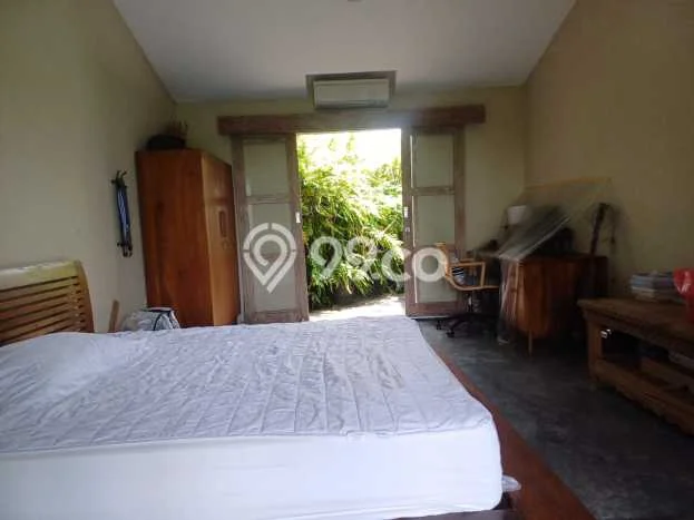 FOR SALE! Vila Kawasan , Area 428m2m², Akses Mudah Pusat Kota FOR SALE! Vila Kawasan , Area 428m2m², Akses Mudah Pusat Kota