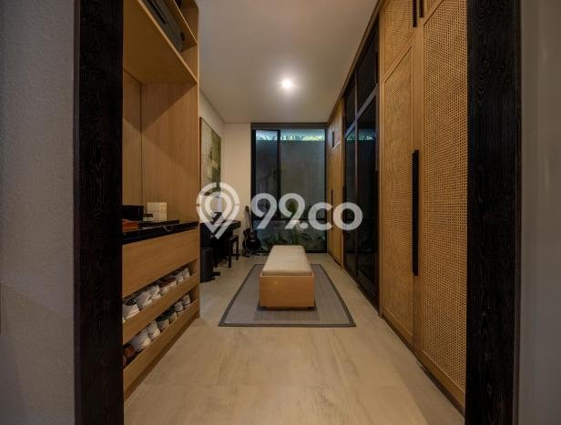 Vila Kawasan , Luas 287m2m², Ideal untuk berbagai keperluan Vila Kawasan , Luas 287m2m², Ideal untuk berbagai keperluan