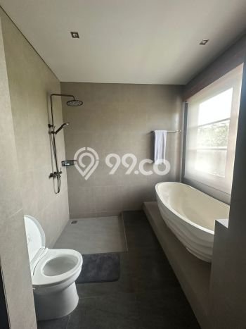 Vila di , Dimensi 300m2m², Cocok untuk beragam kebutuhan Vila di , Dimensi 300m2m², Cocok untuk beragam kebutuhan