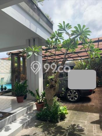 Vila Terawat di Denpasar Barat, Dimensi 285m², Posisi Strategis dengan akses mudah Vila Terawat di Denpasar Barat, Dimensi 285m², Posisi Strategis dengan akses mudah