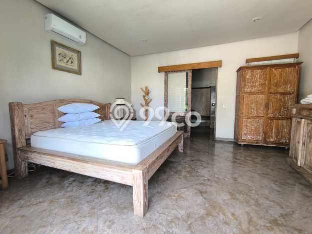 For Sale! Vila Kawasan , Area 5420m2m², Posisi Premium For Sale! Vila Kawasan , Area 5420m2m², Posisi Premium