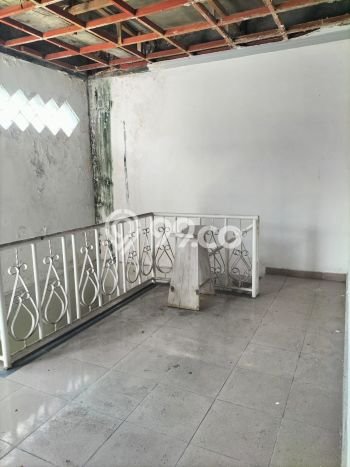 HARGA TERBAIK! Vila Kawasan , Luas 400m2m², Area Prima HARGA TERBAIK! Vila Kawasan , Luas 400m2m², Area Prima