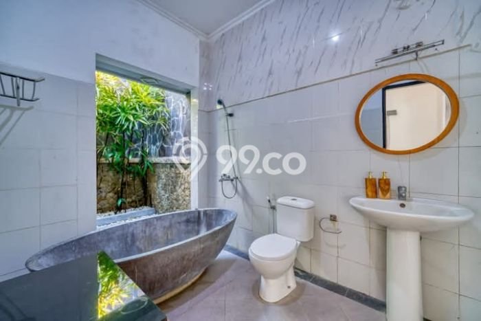 PELUANG INVESTASI! Vila Kawasan Jimbaran, Luas 200m², Prospek Bagus PELUANG INVESTASI! Vila Kawasan Jimbaran, Luas 200m², Prospek Bagus