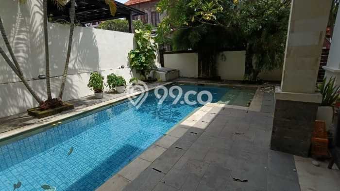 Vila Terawat Kawasan , Ukuran 288m2m², Posisi Premium dengan akses mudah Vila Terawat Kawasan , Ukuran 288m2m², Posisi Premium dengan akses mudah