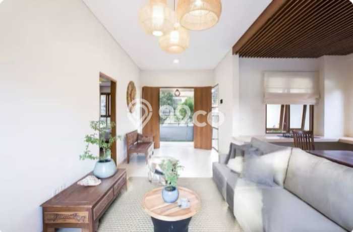Lokasi Ideal! Vila di Saba, Luas 200m2m², Kondisi Prima Lokasi Ideal! Vila di Saba, Luas 200m2m², Kondisi Prima