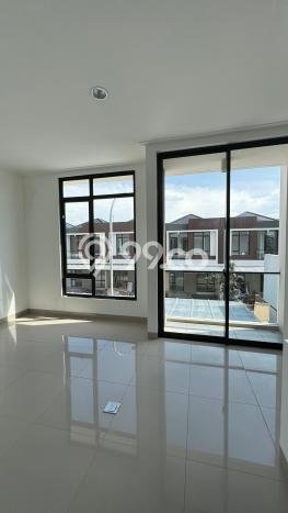 For Sale Hunian Rumah Nyaman 3 KT di Pantai Indah Kapuk 2, Jakarta Utara For Sale Hunian Rumah Nyaman 3 KT di Pantai Indah Kapuk 2, Jakarta Utara