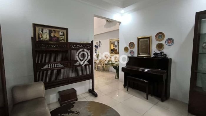 Dijual Rumah Mewah Elegan Dengan View Eksklusif di Pondok Betung, Tangerang Dijual Rumah Mewah Elegan Dengan View Eksklusif di Pondok Betung, Tangerang
