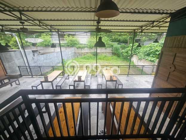 Ruko Disewa di Jakarta Selatan dengan LB 450m2 Area Komersial Ramai Ruko Disewa di Jakarta Selatan dengan LB 450m2 Area Komersial Ramai