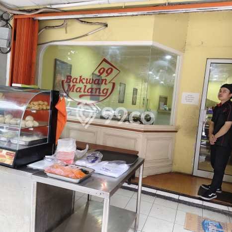 Area Strategis! Disewakan Ruko Lokasi Kelapa Gading, Jakarta Utara Cocok untuk Bisnis Area Strategis! Disewakan Ruko Lokasi Kelapa Gading, Jakarta Utara Cocok untuk Bisnis
