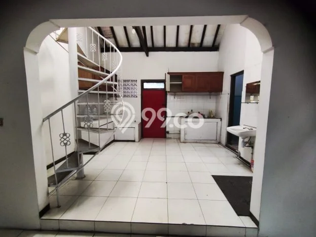 Rumah Minimalis 3 Kamar LT 157m2 di Burangrang Rumah Minimalis 3 Kamar LT 157m2 di Burangrang