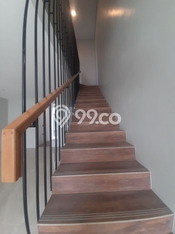 PENAWARAN TERBAIK! Rumah Strategis area Turangga, Luas 100m² Bangunan 150m² PENAWARAN TERBAIK! Rumah Strategis area Turangga, Luas 100m² Bangunan 150m²