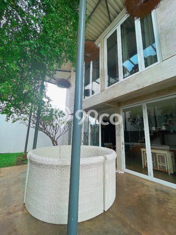 Rumah Modern 3 KT LT 223m2 di Sariwangi Rumah Modern 3 KT LT 223m2 di Sariwangi