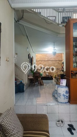 For Sale! Luxury House LT 271m2 Desain Elegan di Turangga For Sale! Luxury House LT 271m2 Desain Elegan di Turangga